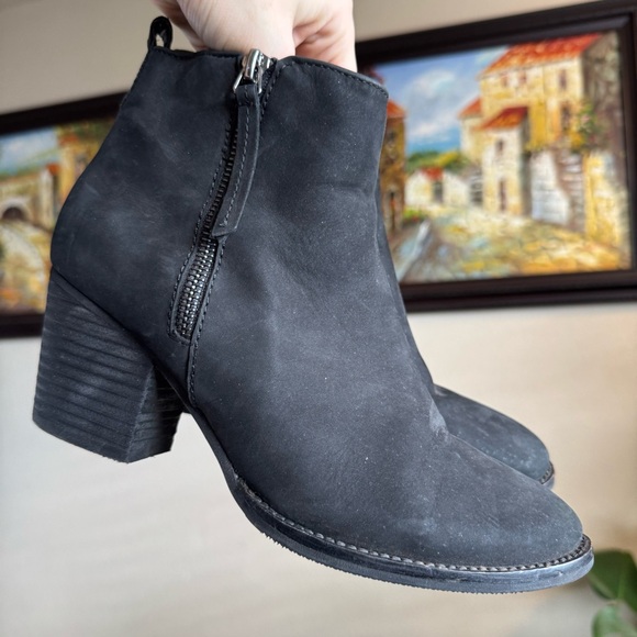 Blondo Shoes - Blondo Vegas 2 Bootie Waterproof Black Ankle Boots 7.5